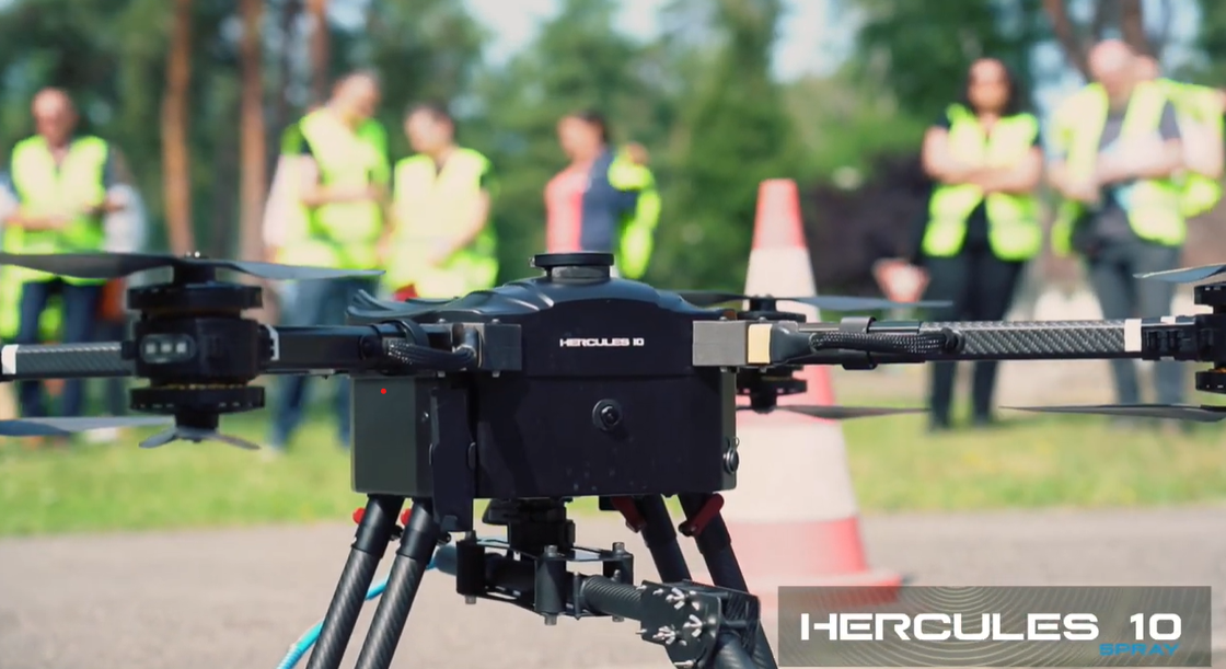 HERCULES 10 SPRAY - In action HERCULES 10 SPRAY - In action